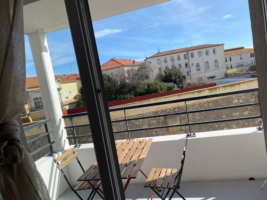 Cosy T3 Gare Terrasse + Parking Apartamento Sète Exterior foto