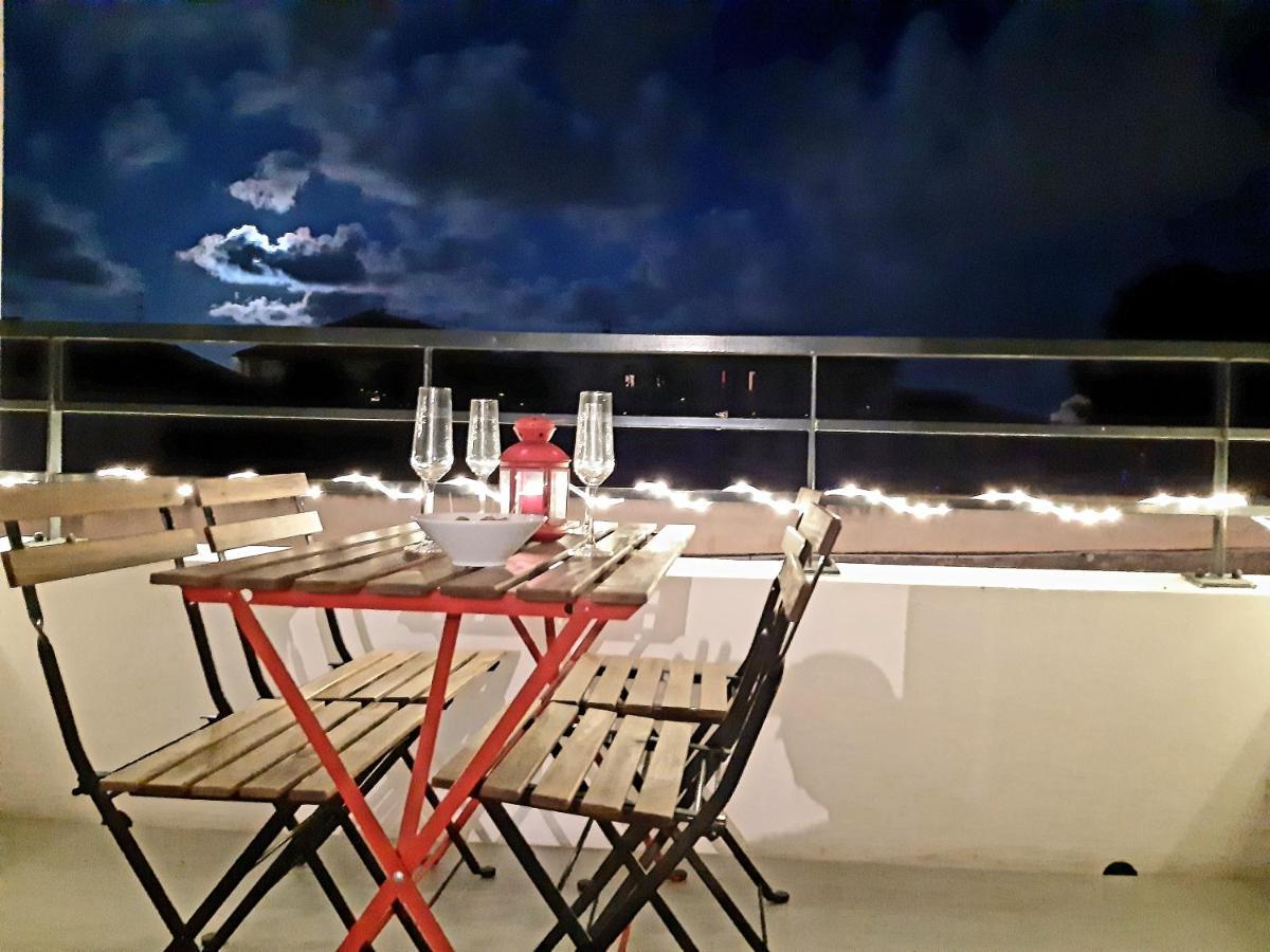 Cosy T3 Gare Terrasse + Parking Apartamento Sète Exterior foto